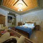 Shoestring Stone House Hotel 3*
