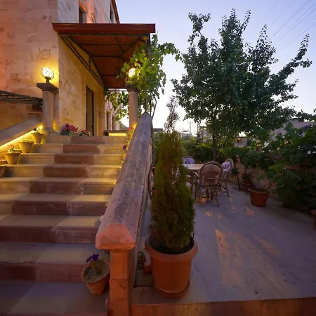 Shoestring Stone House Szálloda 3*