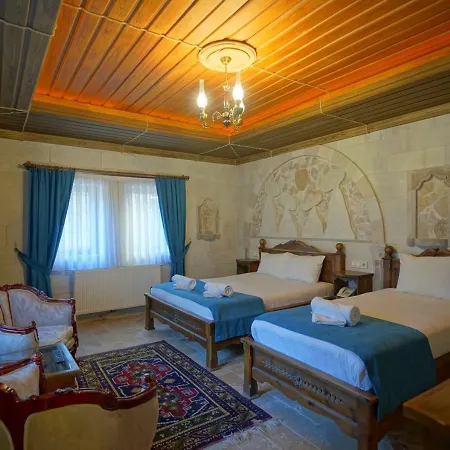 Shoestring Stone House Hotel 3*