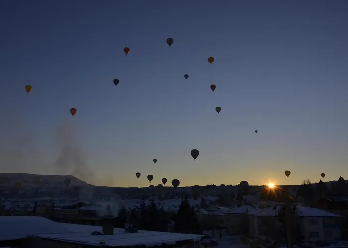 Hotel Shoestring Stone House 3*