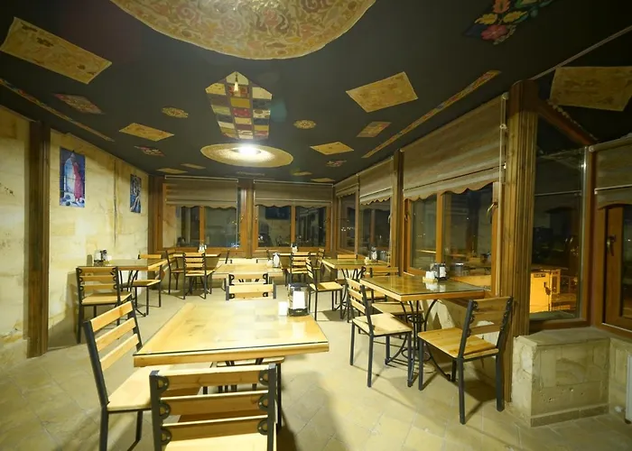 Hotel Shoestring Stone House 3*