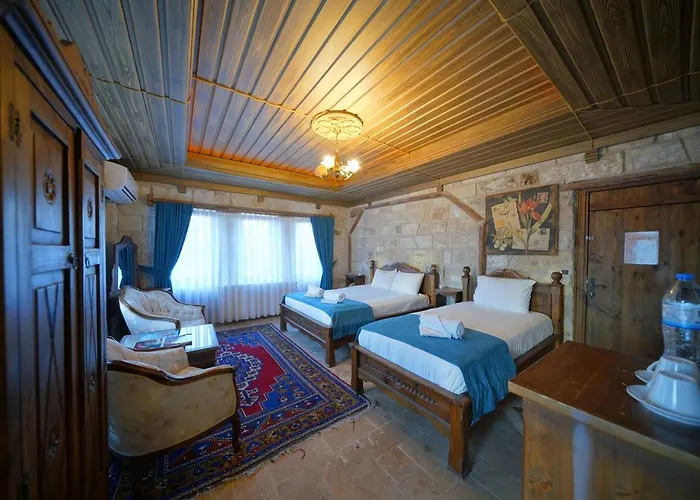 Shoestring Stone House Hotel 3*