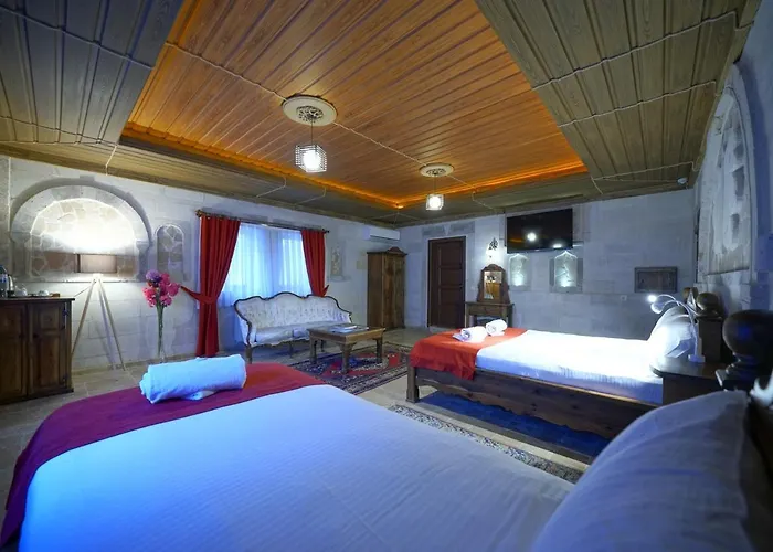 Hotel Shoestring Stone House 3*