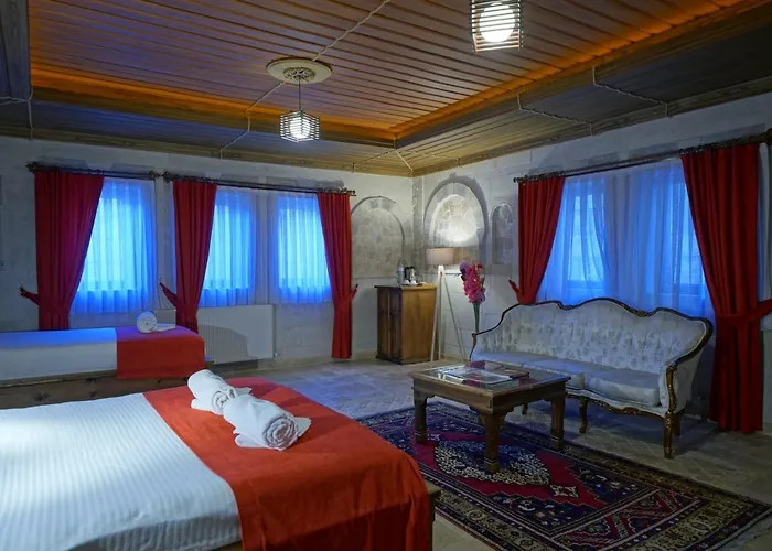 Hotel Shoestring Stone House