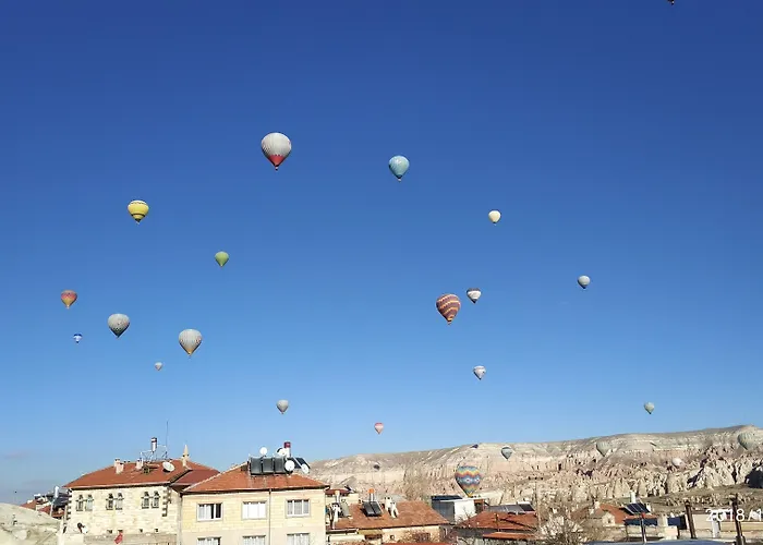 Shoestring Stone House Hotel